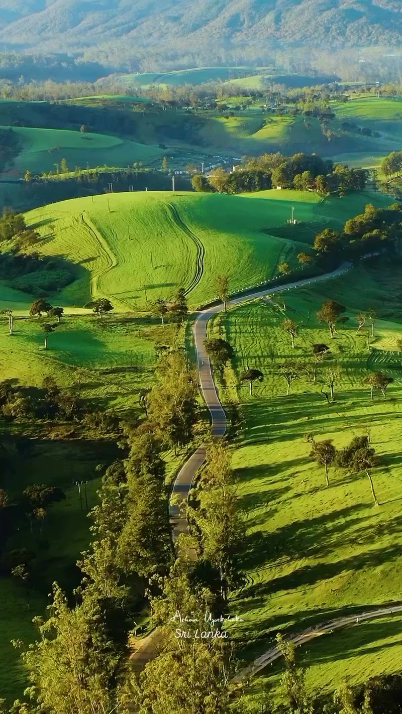 Travel photo of Sri Lanka showing scenic views and attractions